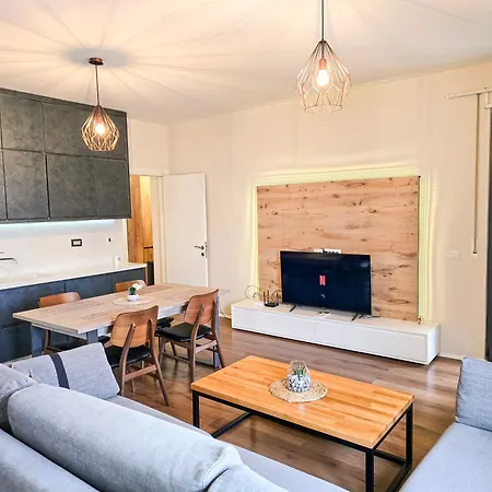 Apartment Spacious 2br Luxury Tirana